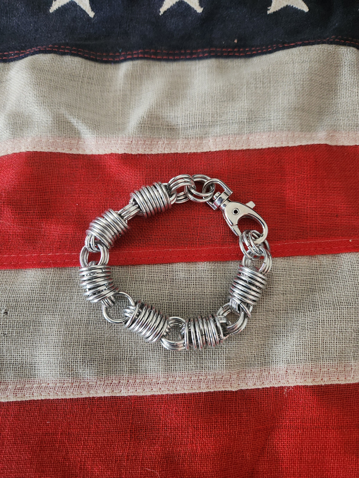 Polished Steel Ring Bracelet - Simple Design, Versatile Accessory for Everyday Wear