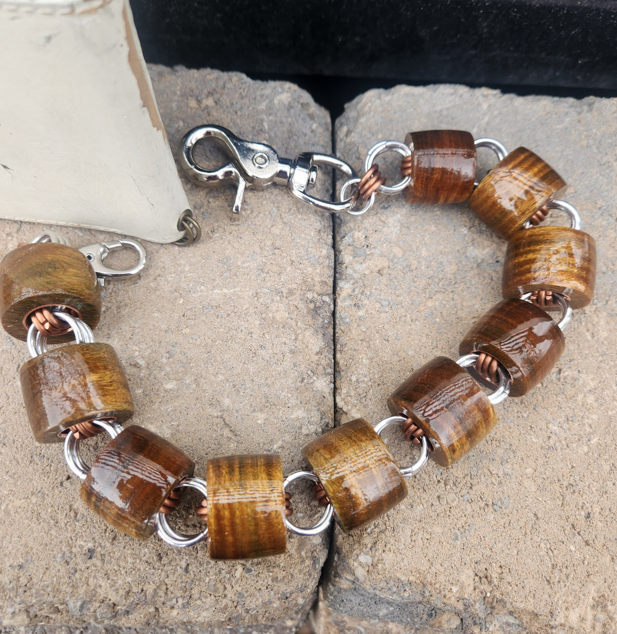 18in. Exotic Wood "Argentinian green sandalwood" Wallet Chain with Polished Steel and Copper Rings