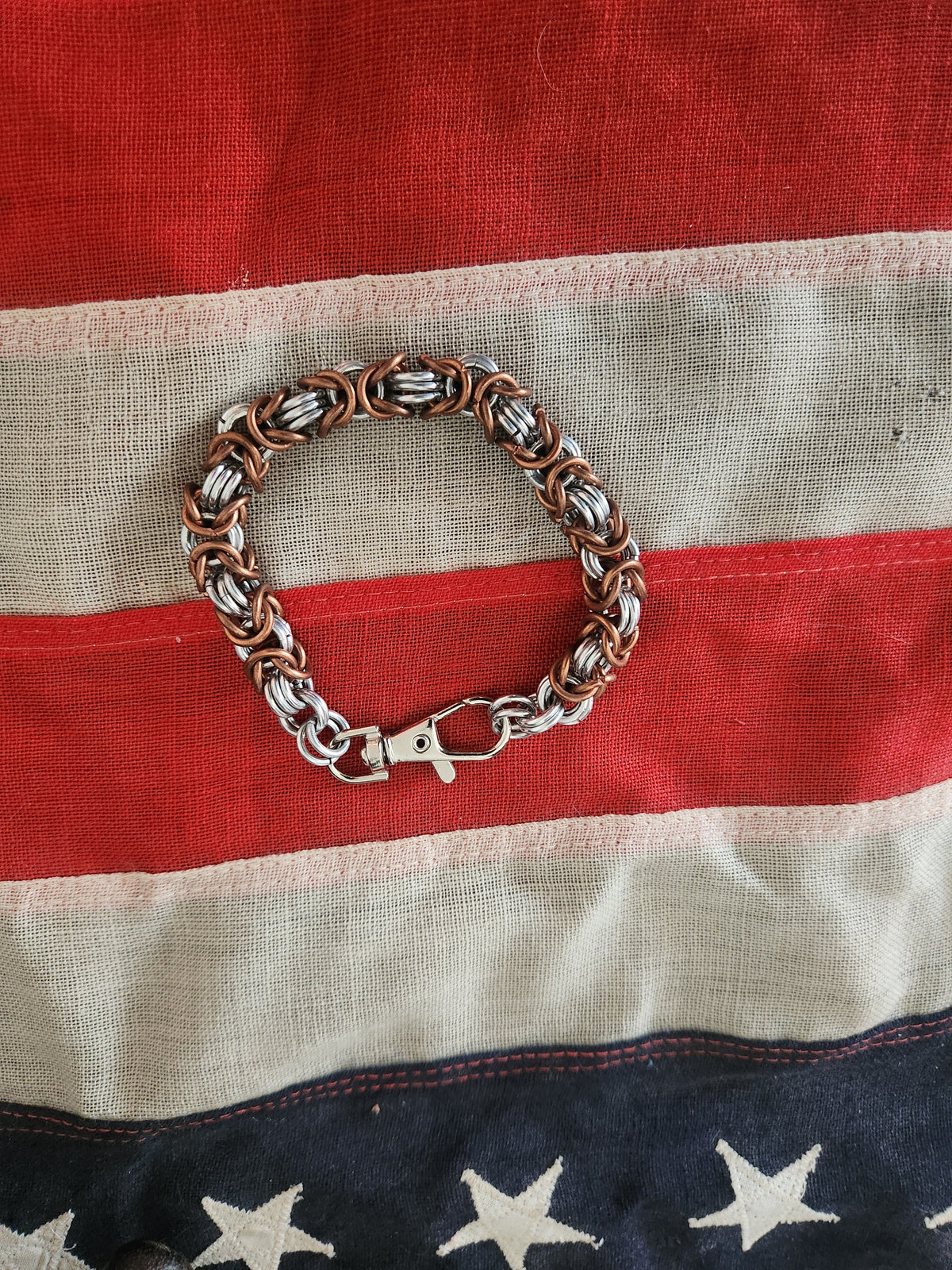 Custom Polished Steel and Copper Weave Chain Bracelet - Elegant Design with Copper Accents