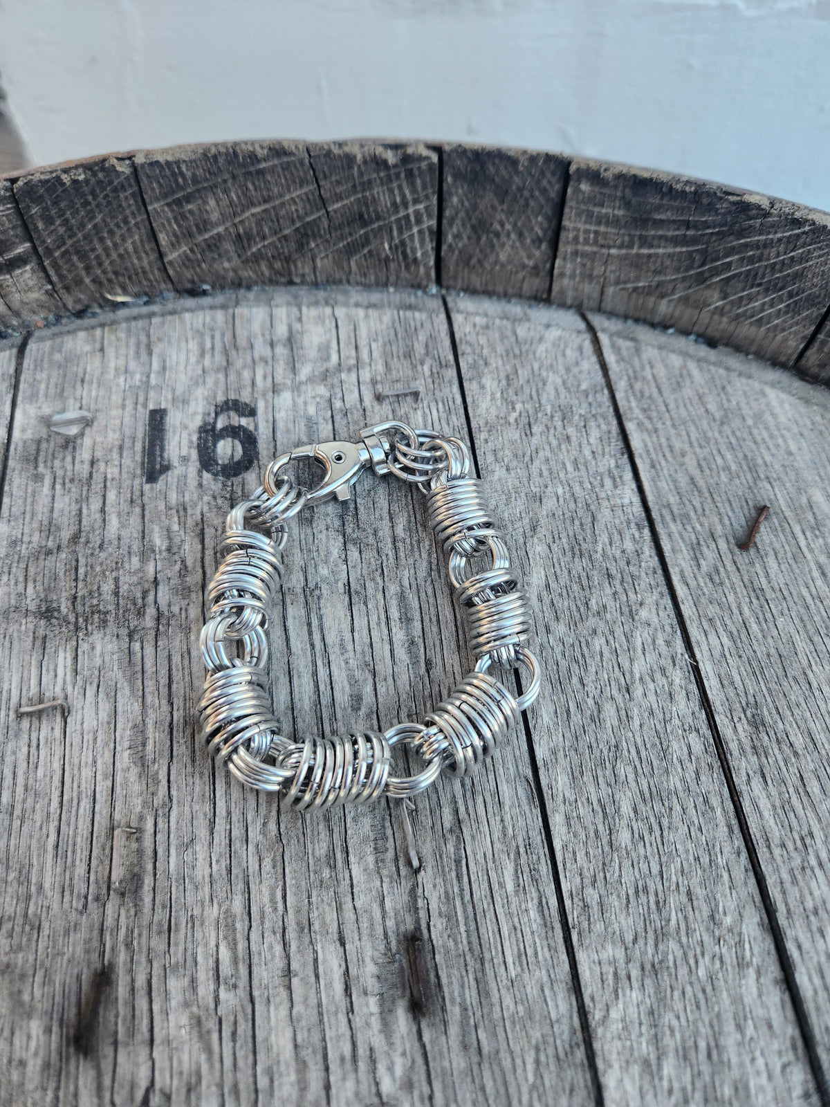 Polished Steel Ring Bracelet - Simple Design, Versatile Accessory for Everyday Wear