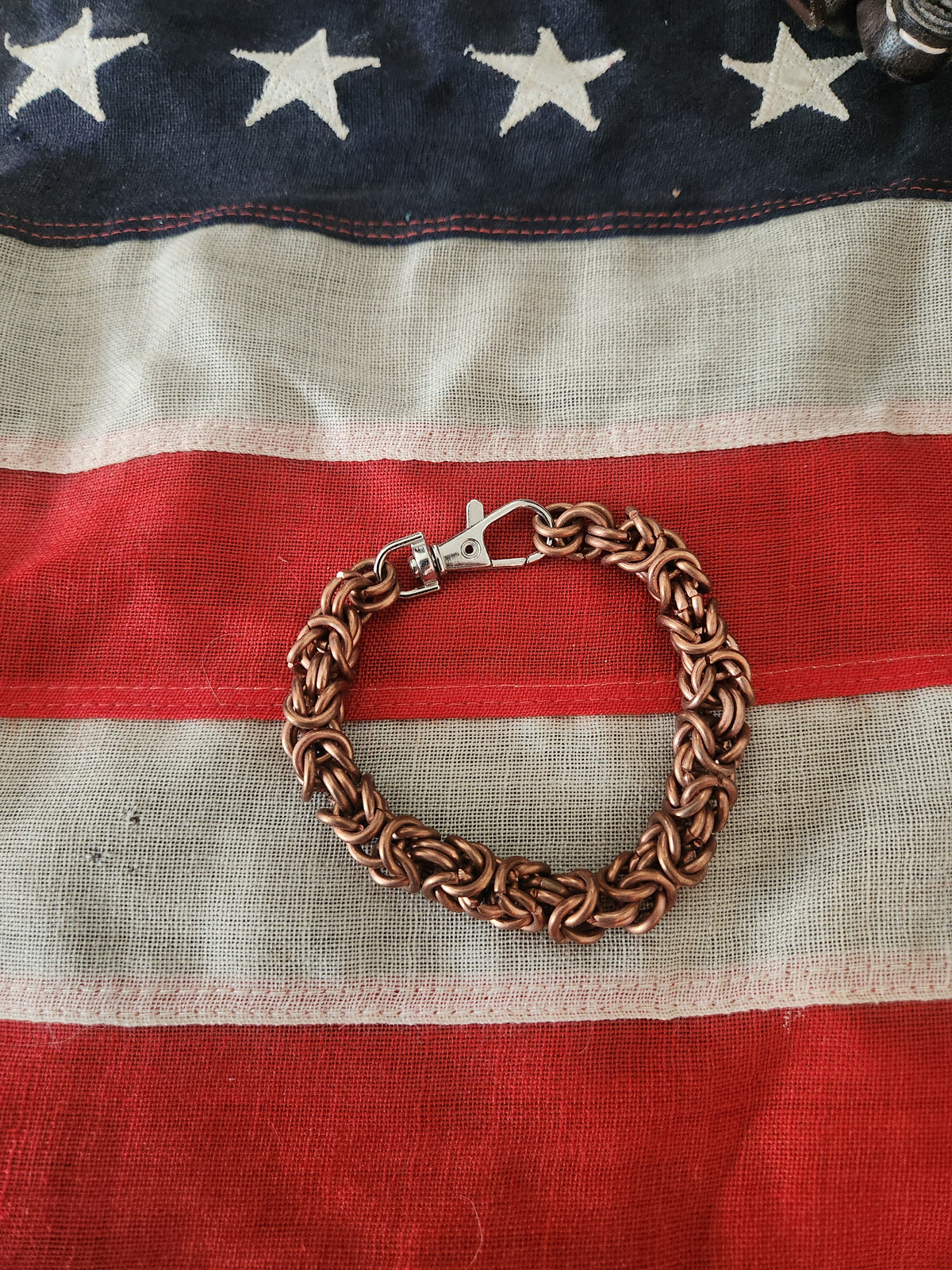 Solid Copper Chain Bracelet - Durable Design with Secure Clasp