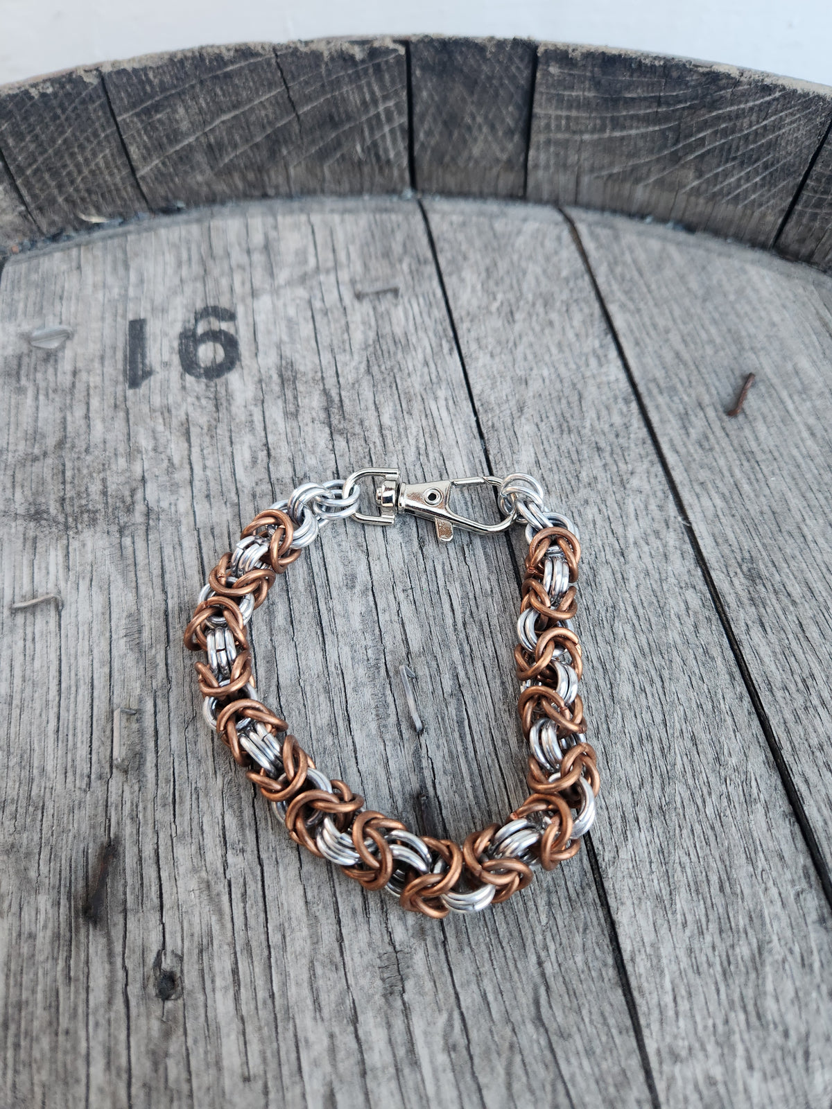 Custom Polished Steel and Copper Weave Chain Bracelet - Elegant Design with Copper Accents