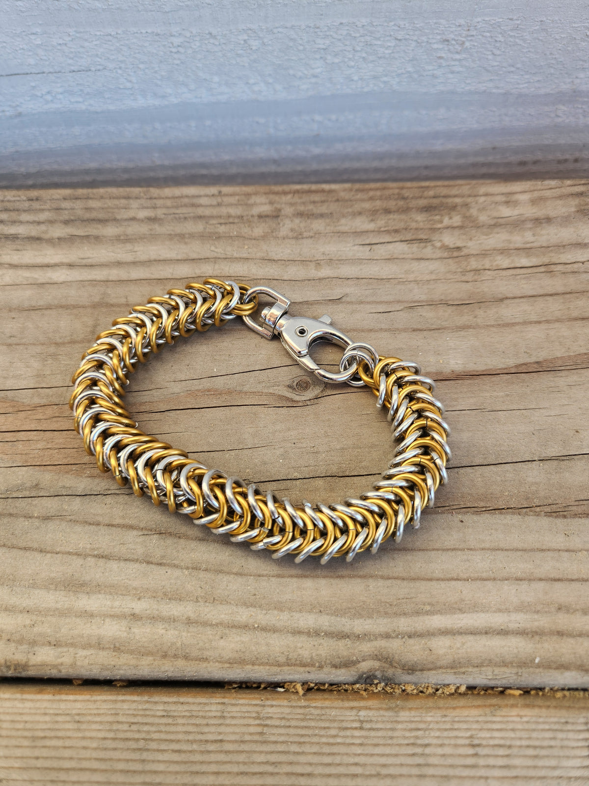 Polished Steel and Brass Ring Box Chain Bracelet - Classic Design with Clasp Closure