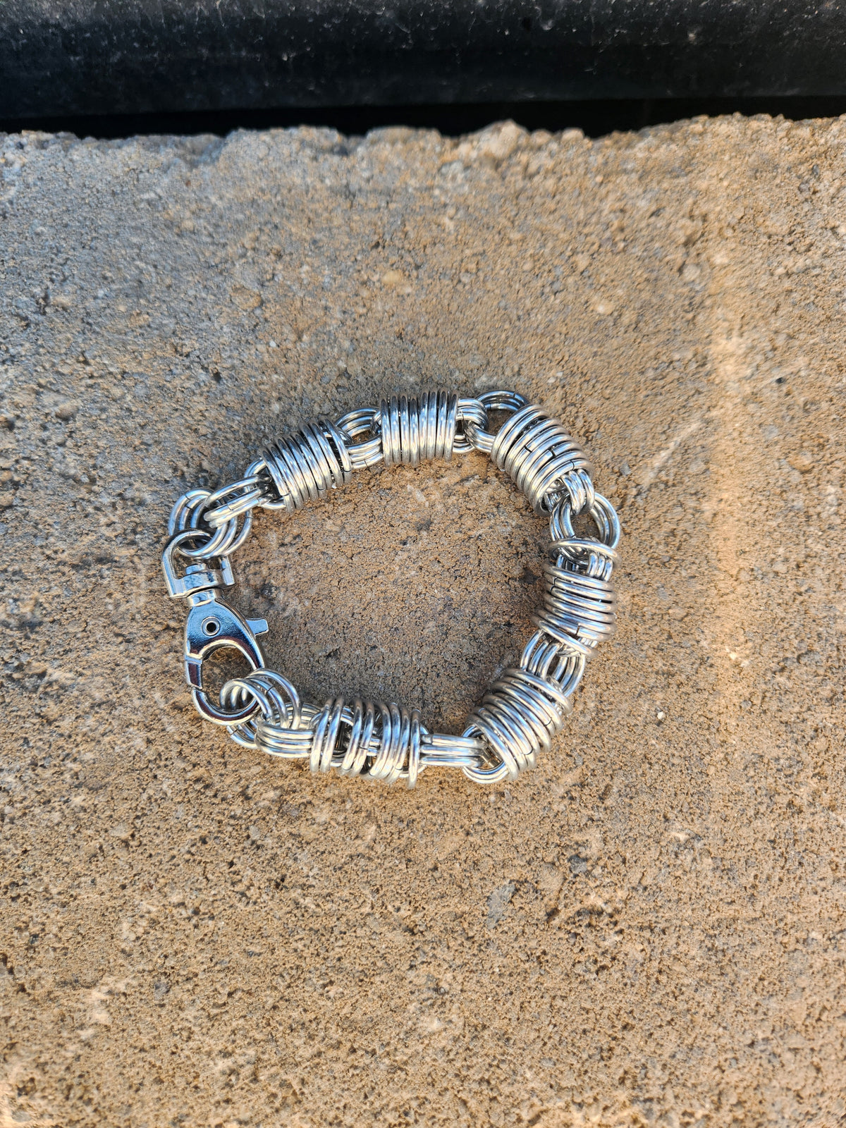 Polished Steel Ring Bracelet - Simple Design, Versatile Accessory for Everyday Wear