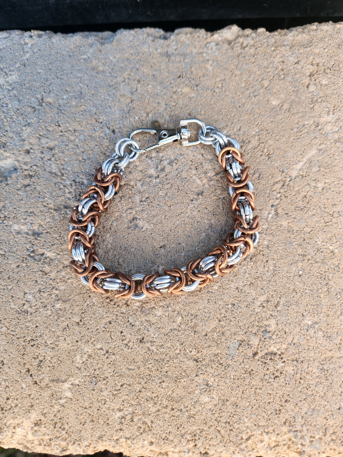 Custom Polished Steel and Copper Weave Chain Bracelet - Elegant Design with Copper Accents